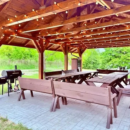 Semesterbostad Debowy Zakatek